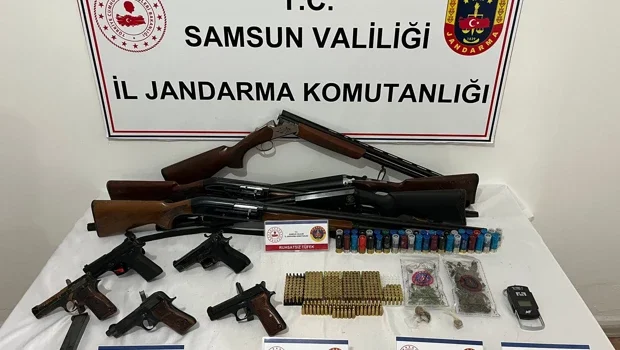 Samsun'da uyuşturucu ve silah kaçakçılığı operasyonu: 3 zanlı yakalandı