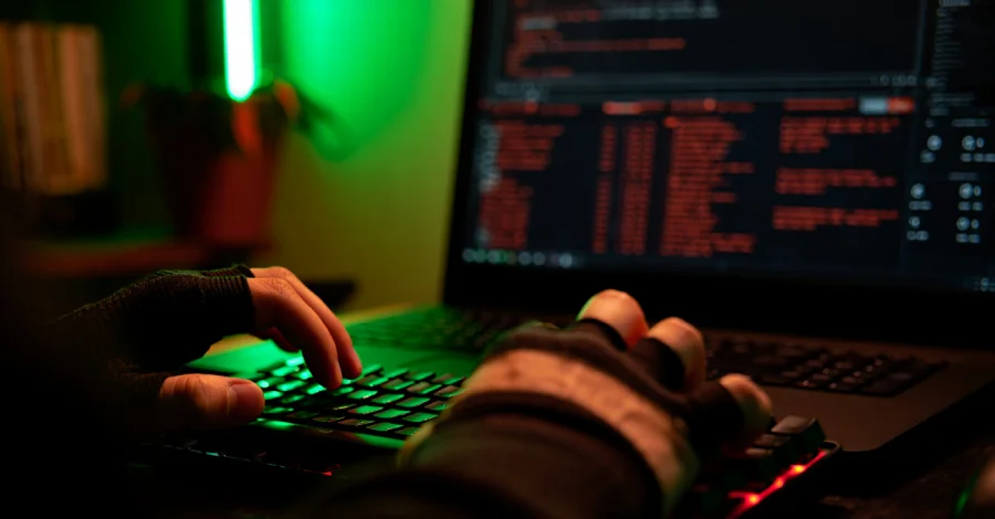 İranlı Hacker Infy, Faaliyetlerine Yeniden Başladı